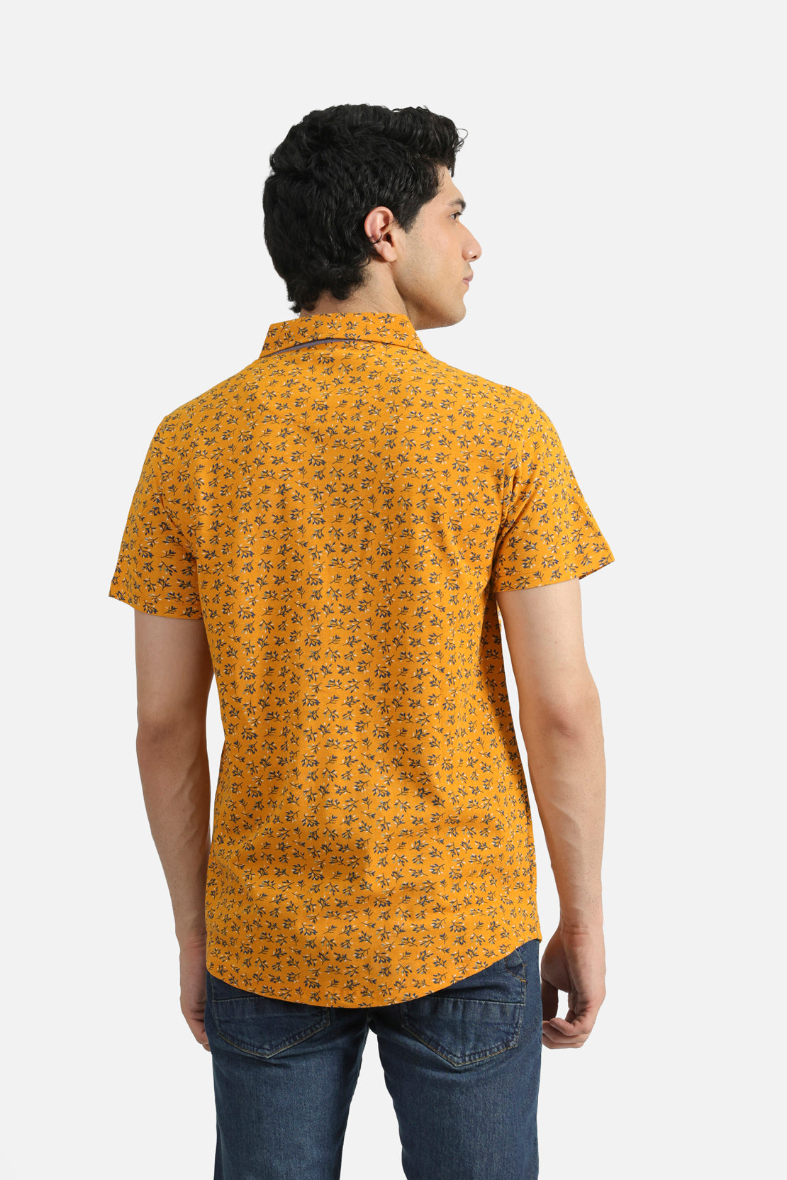 MEN C SHIRT