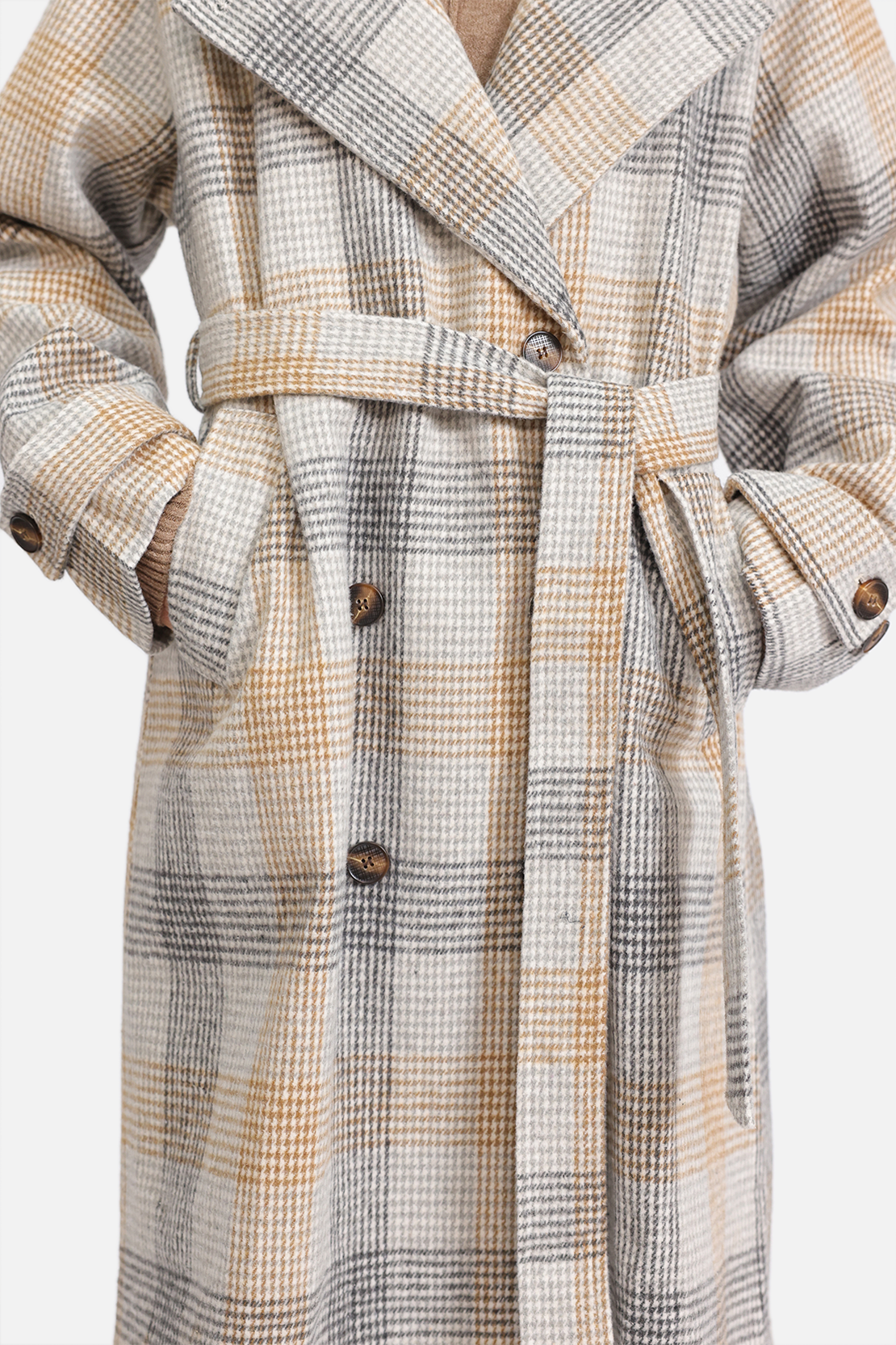 BELTED CHECKED COAT