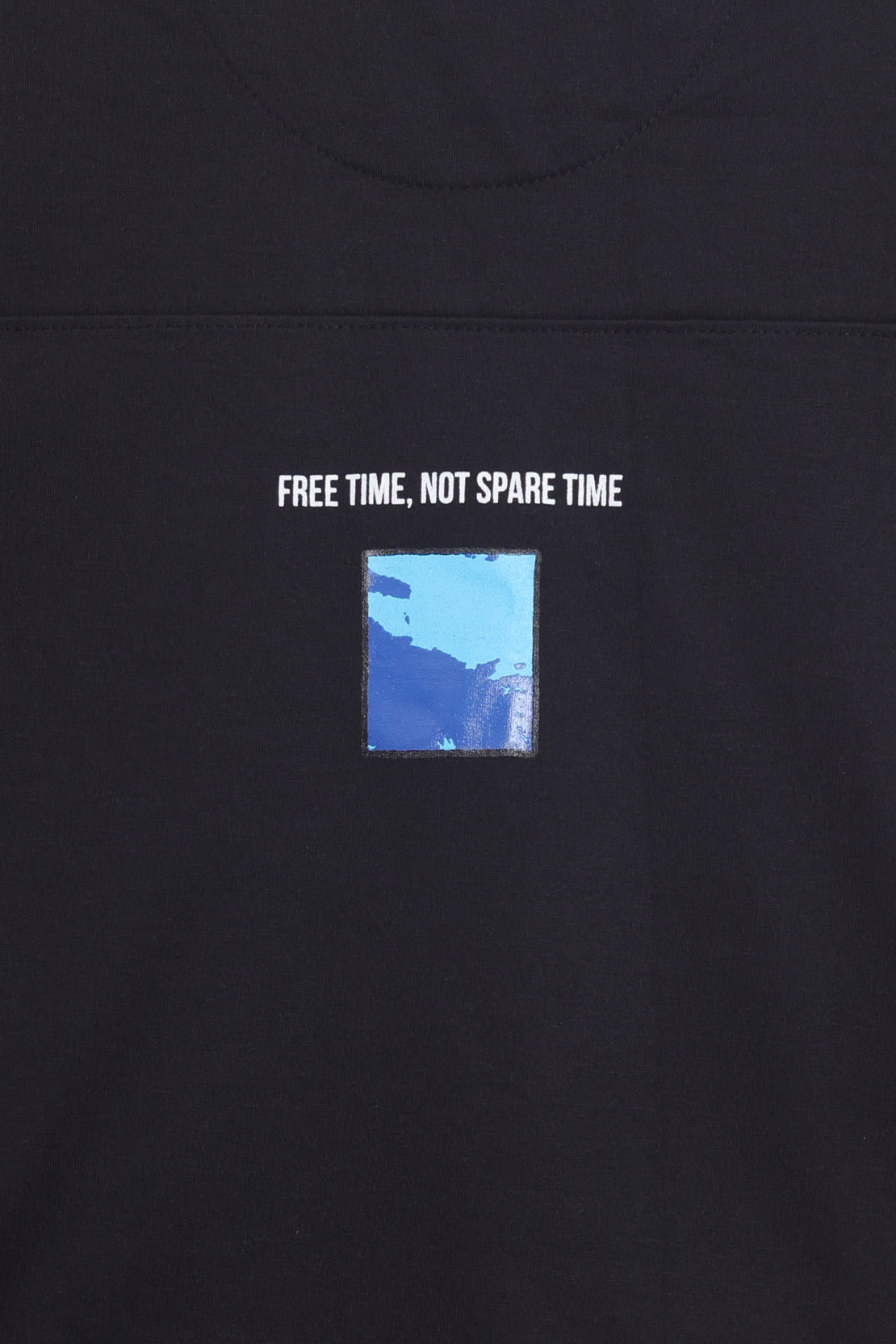 GRAPHIC T-SHIRT