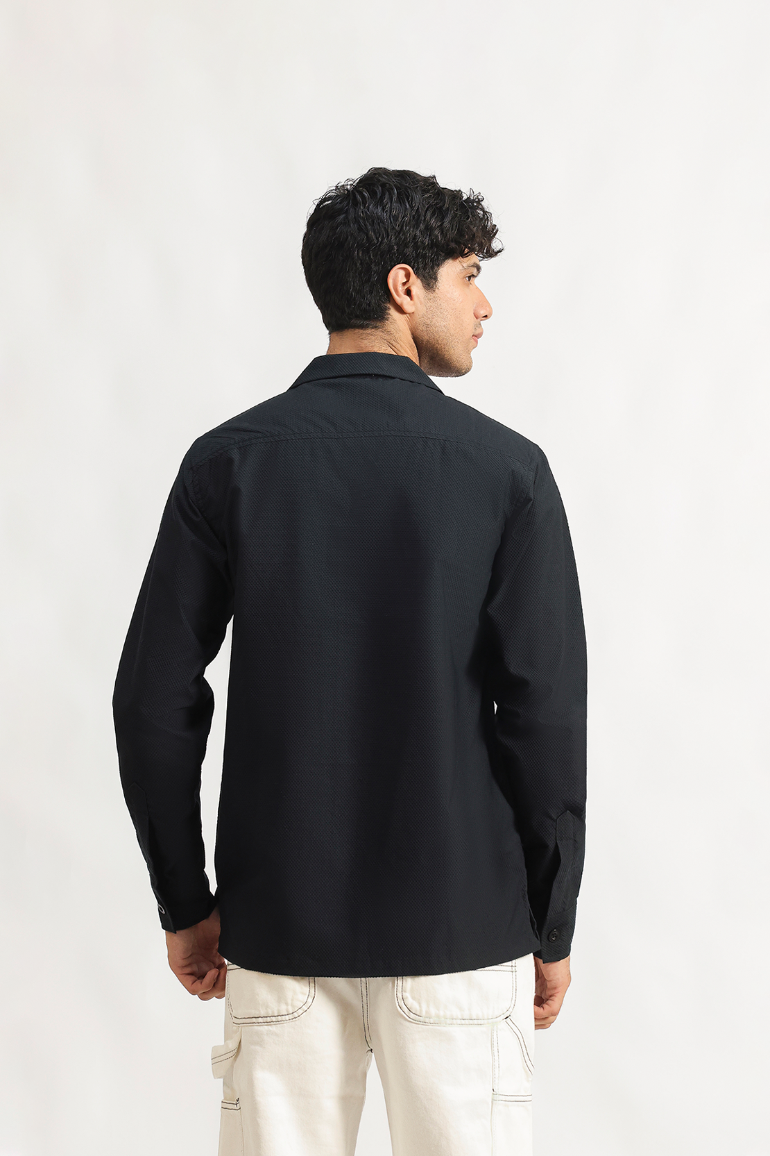 Chest pockets shirt