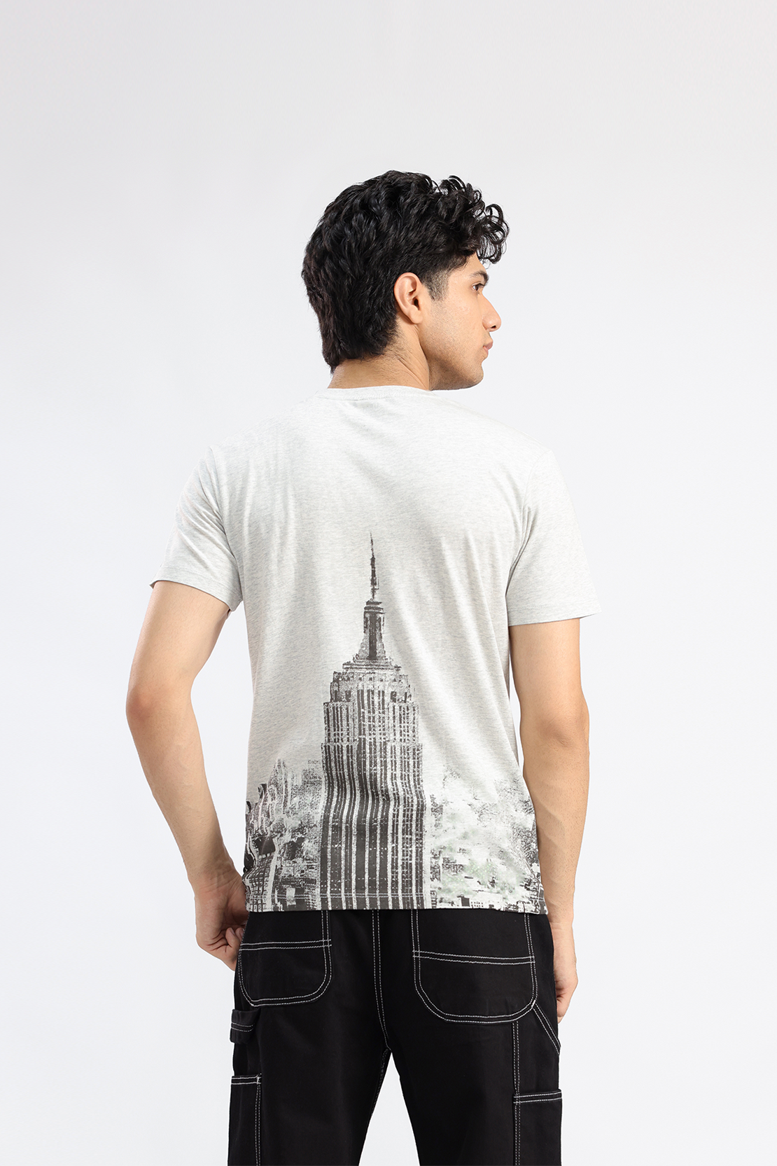 Casual Graphic Fit