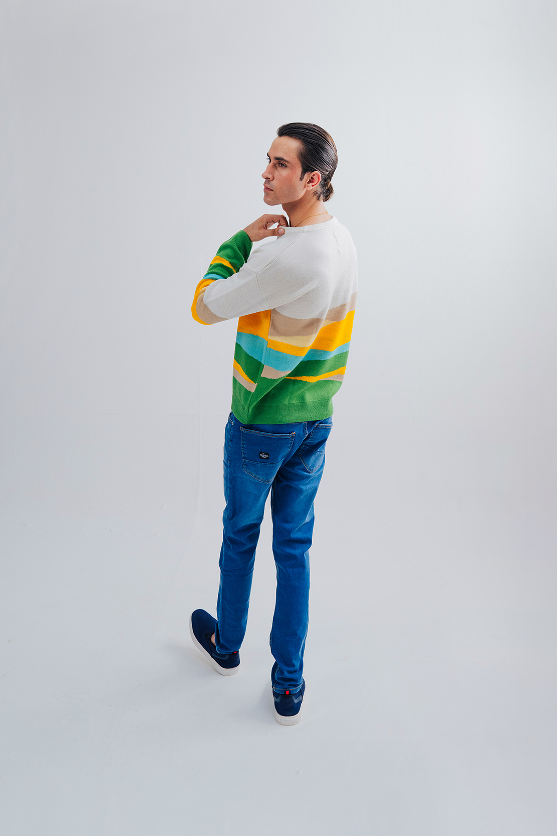Men Contrast Sweater