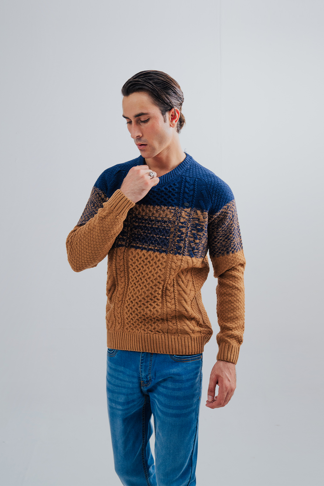 KNITTED STRIPED SWEATER