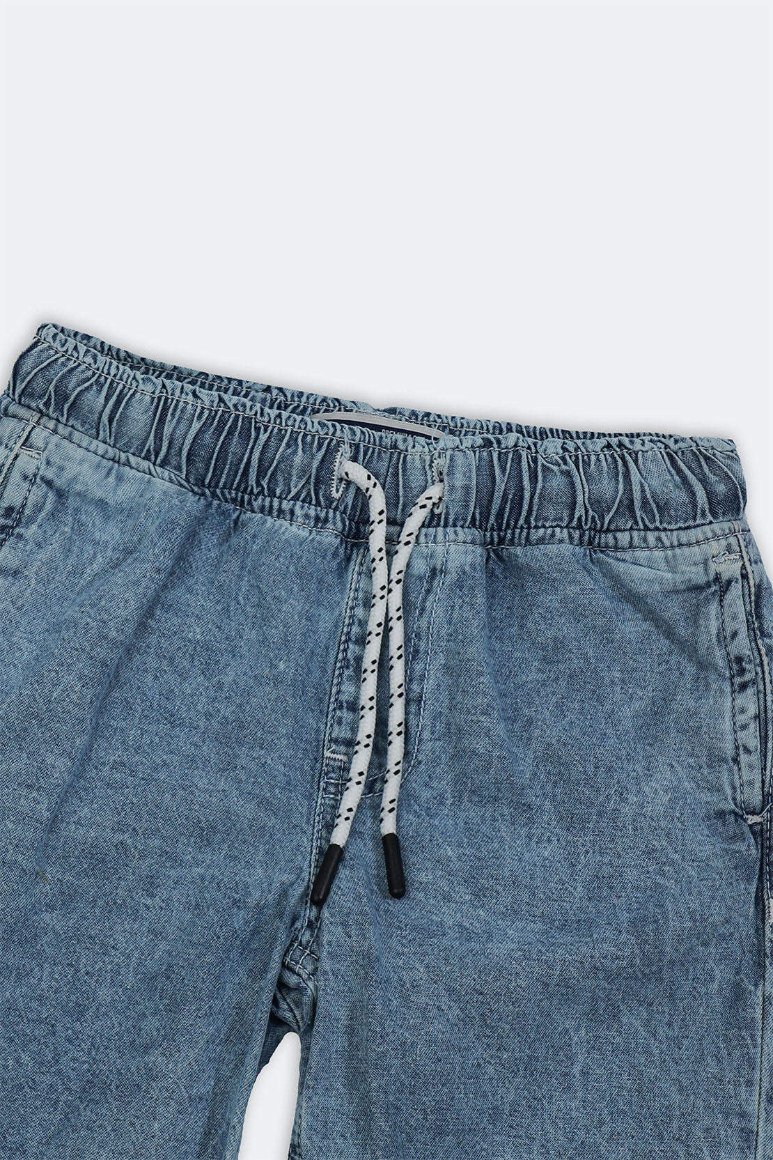 BOY SHORT