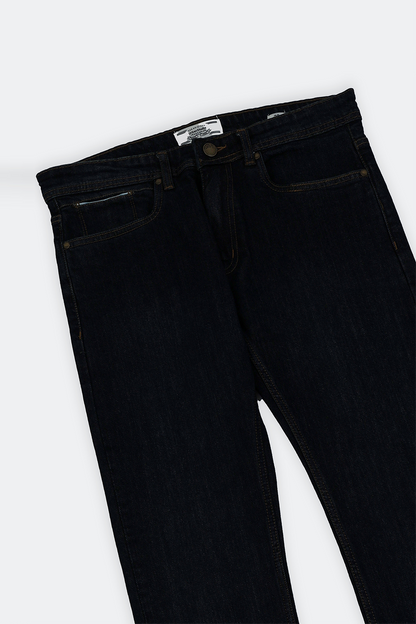 slim fit jeans