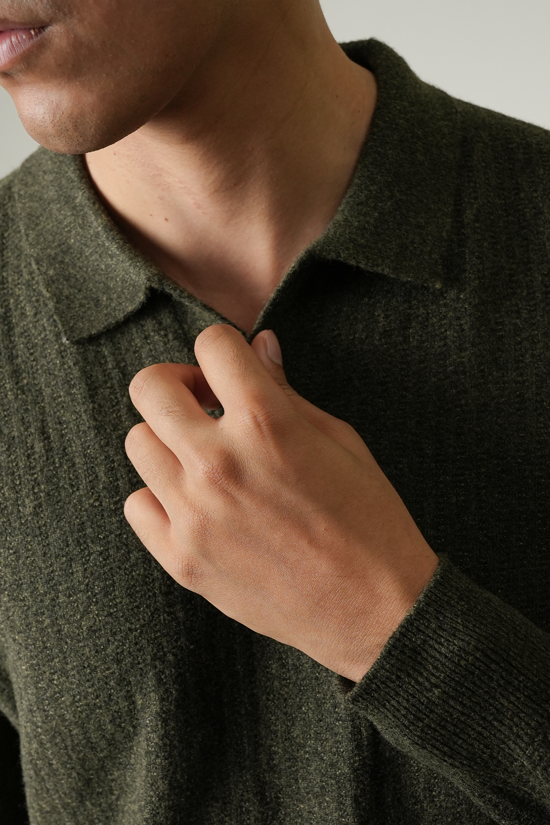 MEN SWEATER