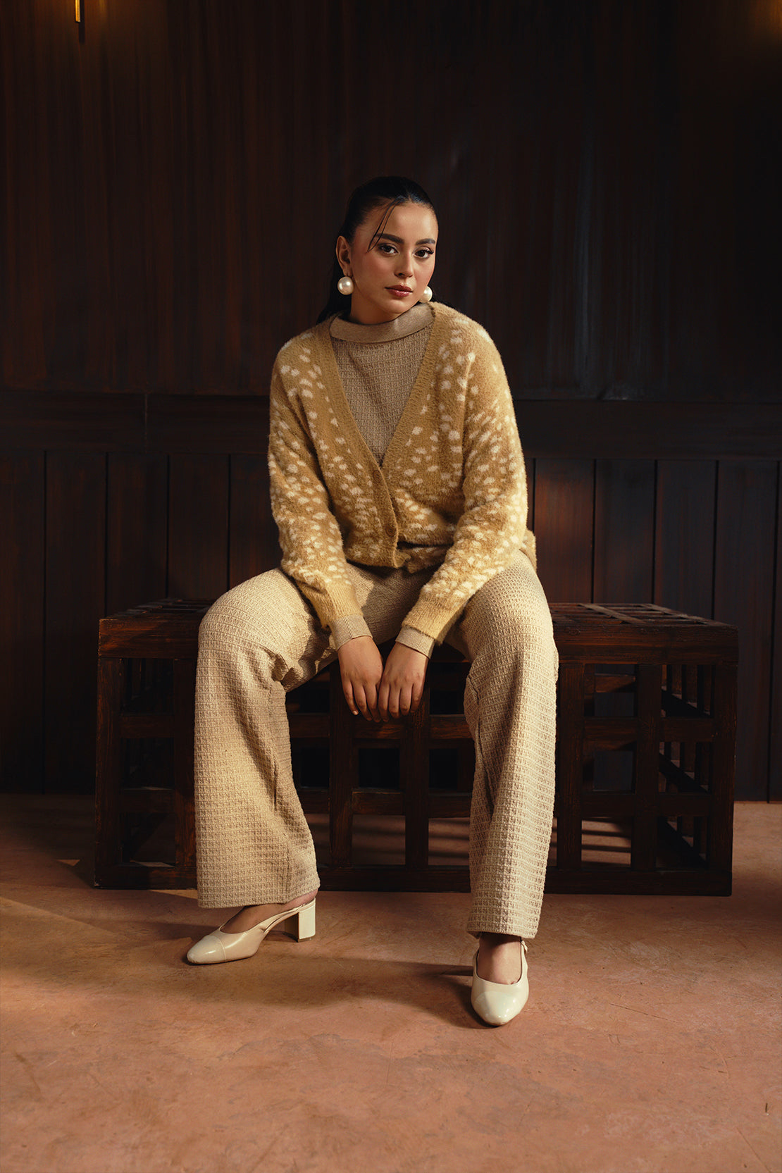 LADIES SWEATER