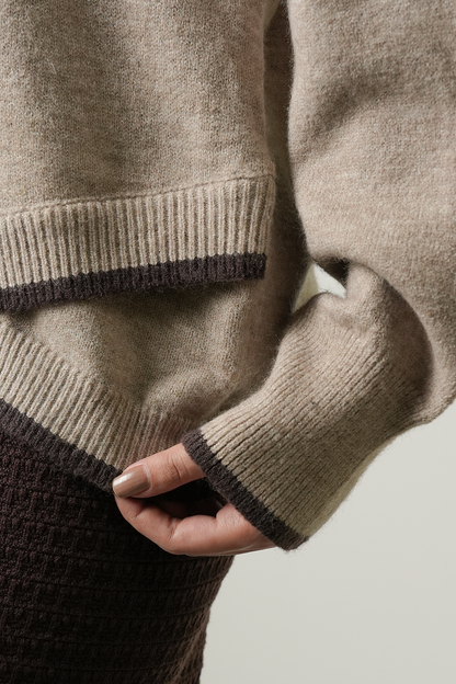 LADIES SWEATER