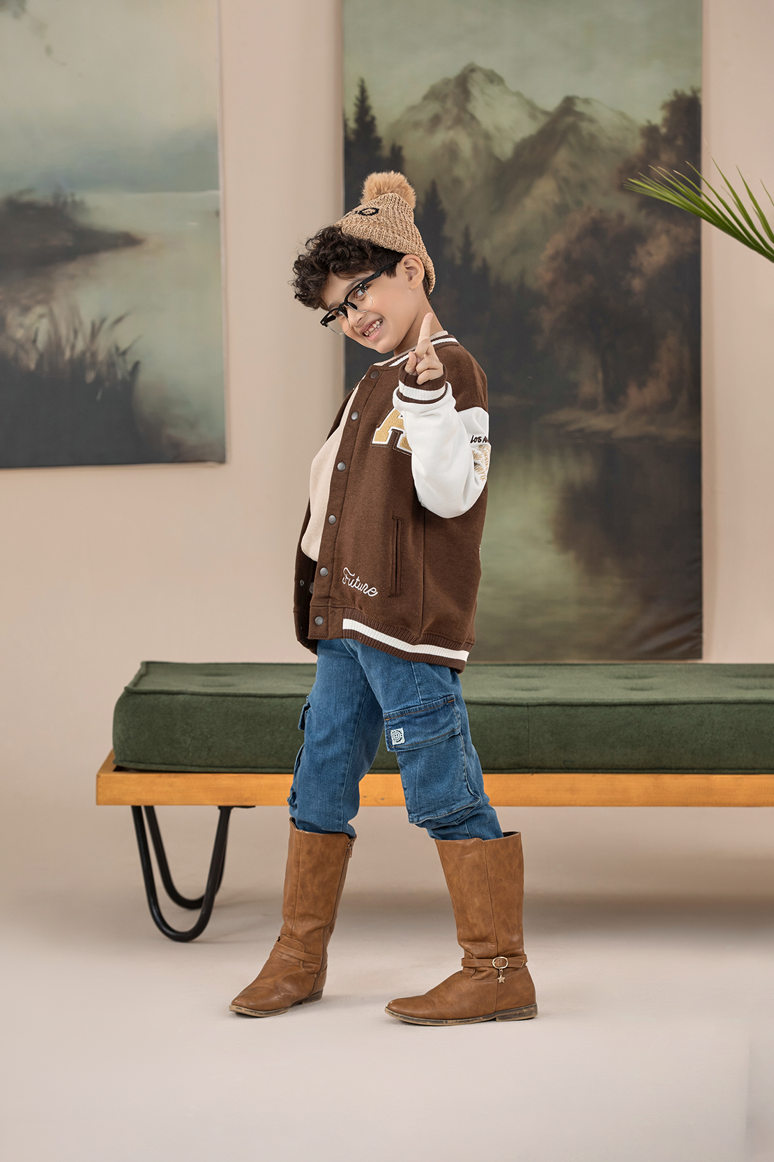 BOY UPPER