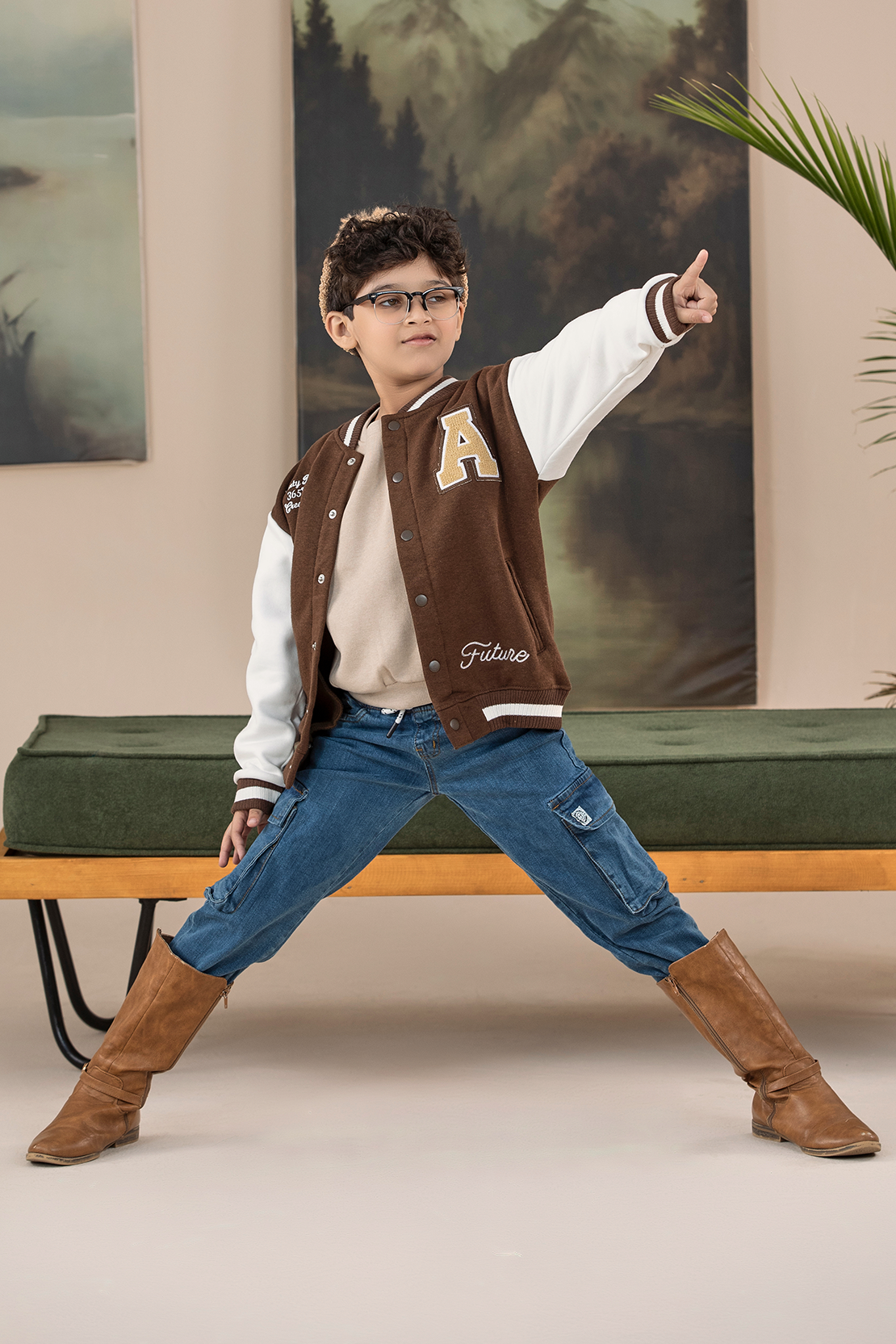 BOY UPPER