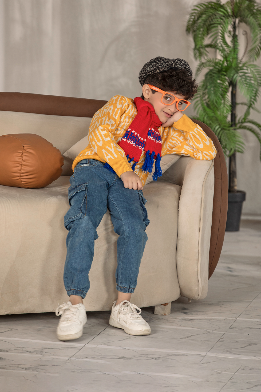 BOY SWEATER