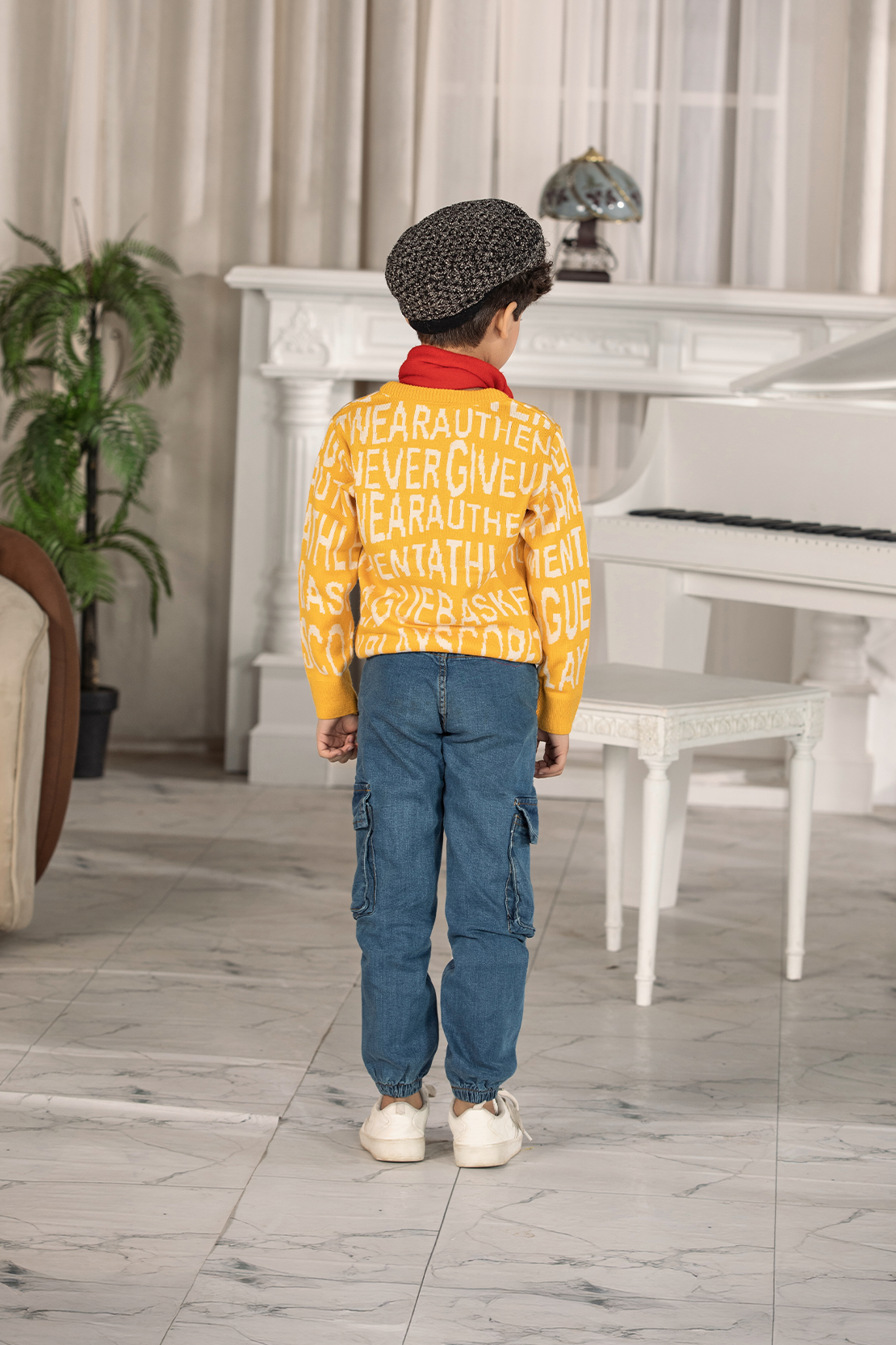 BOY SWEATER