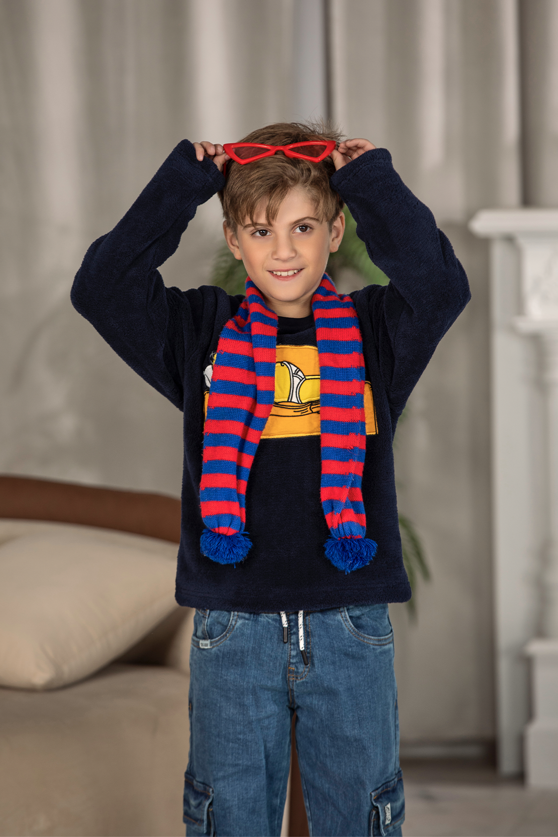 BOY SWEAT SHIRT
