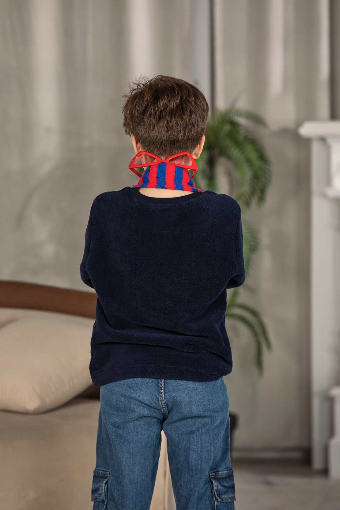 BOY SWEAT SHIRT