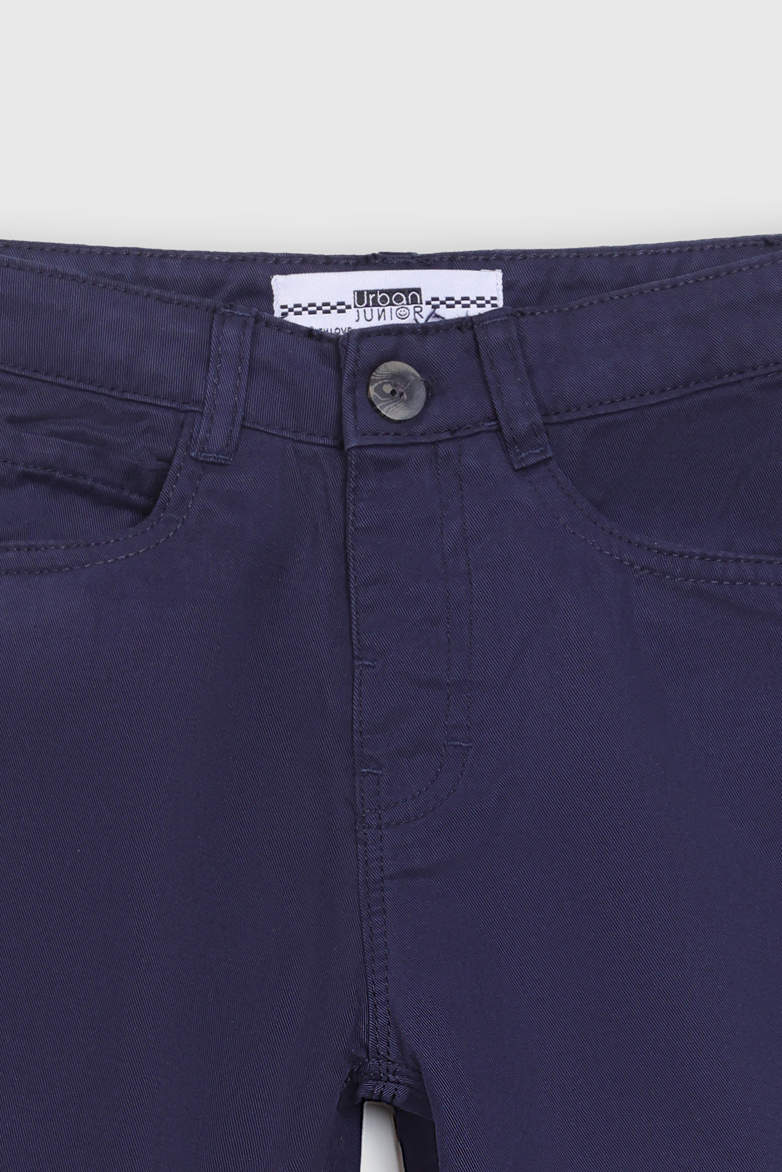 BOY SHORT