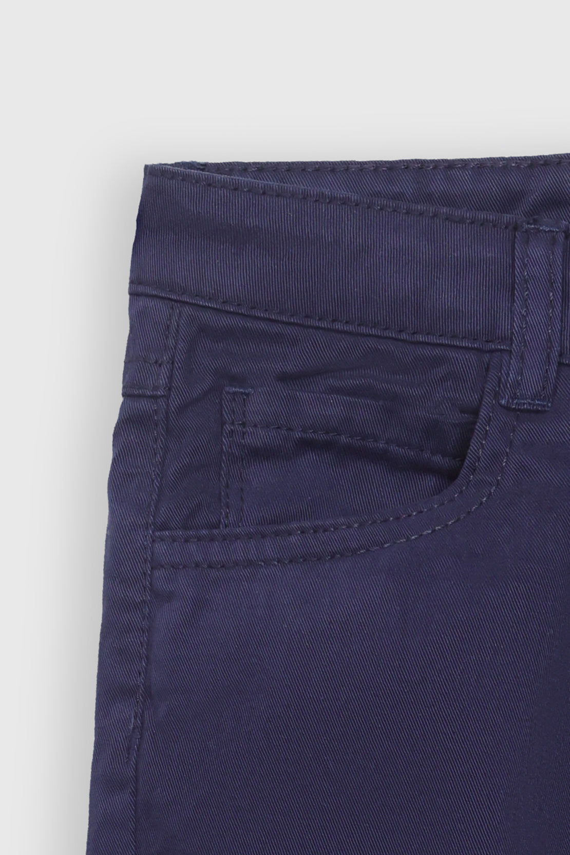 BOY SHORT