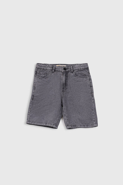 BOY SHORT