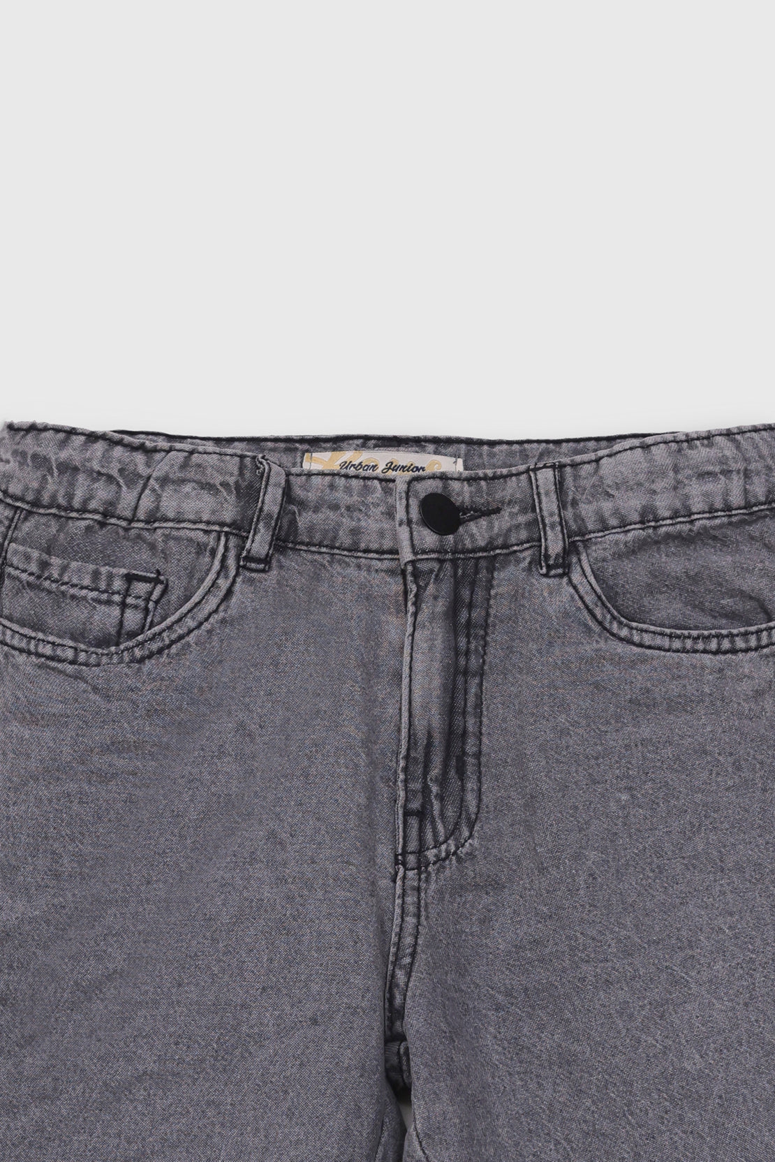 BOY SHORT