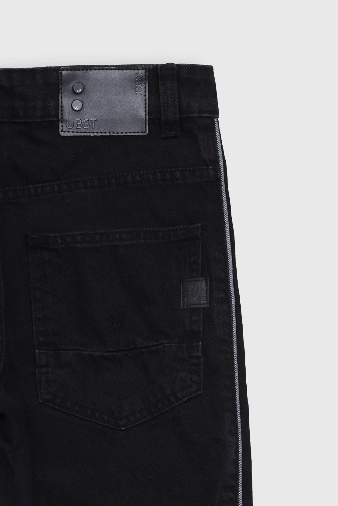 MEN JEANS