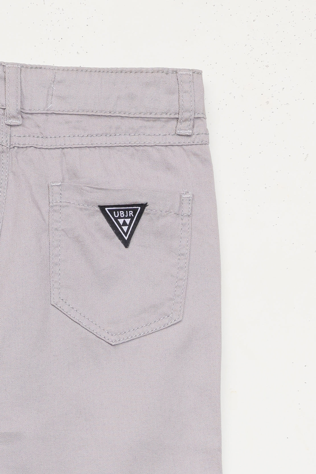 BOY SHORT