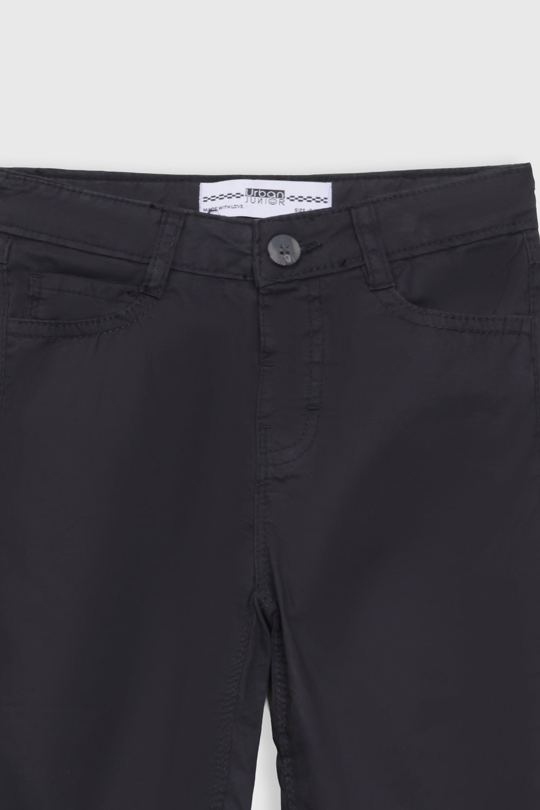 BOY SHORT
