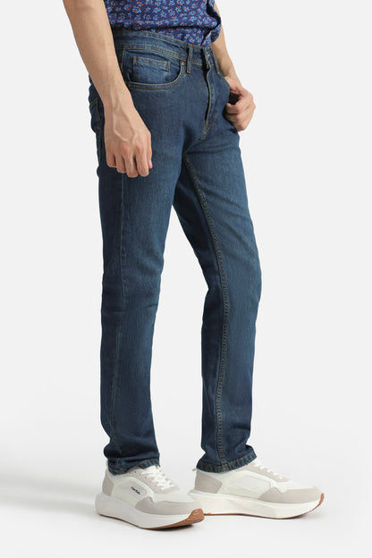 Slim-Fit Jeans