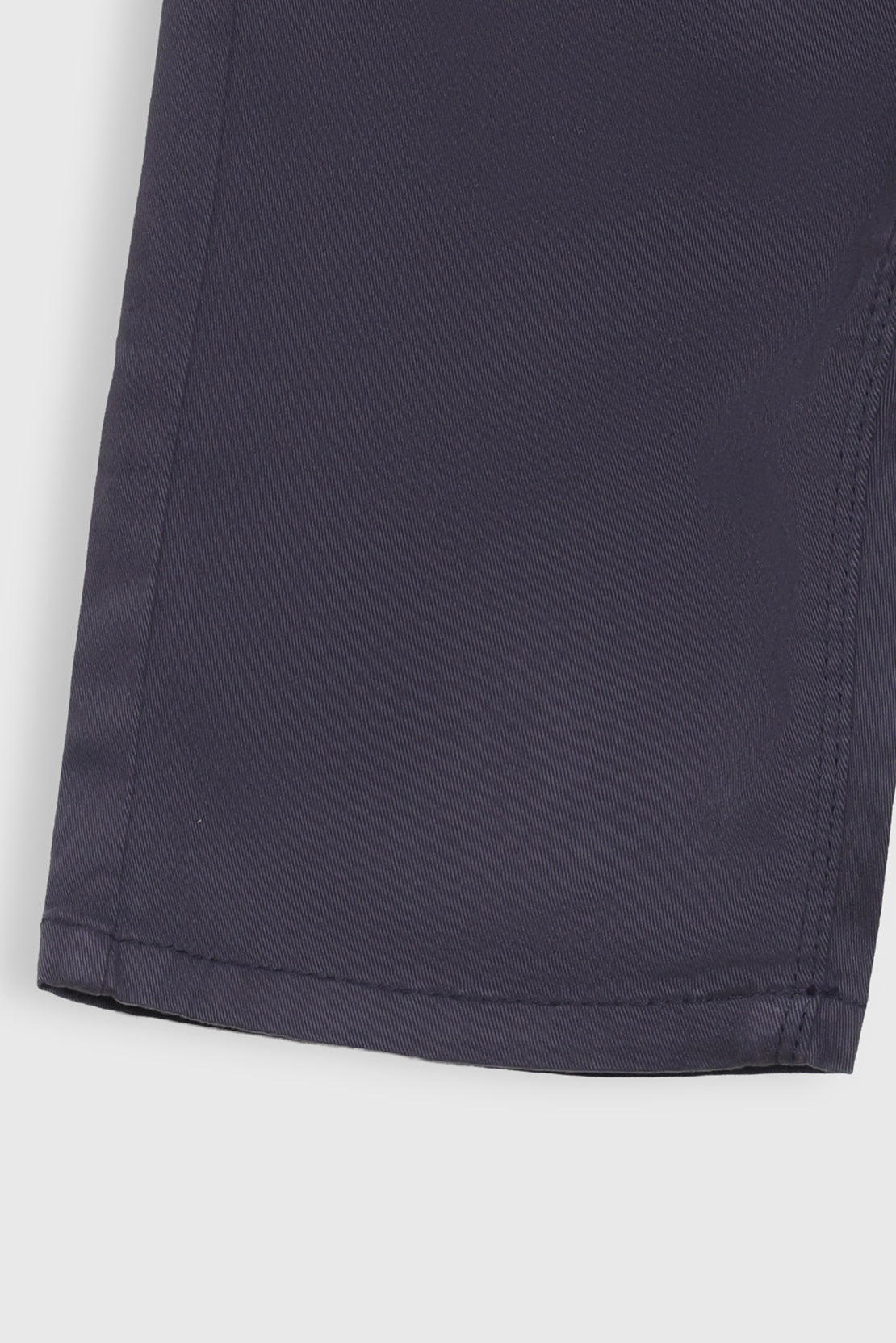 BOY SHORT