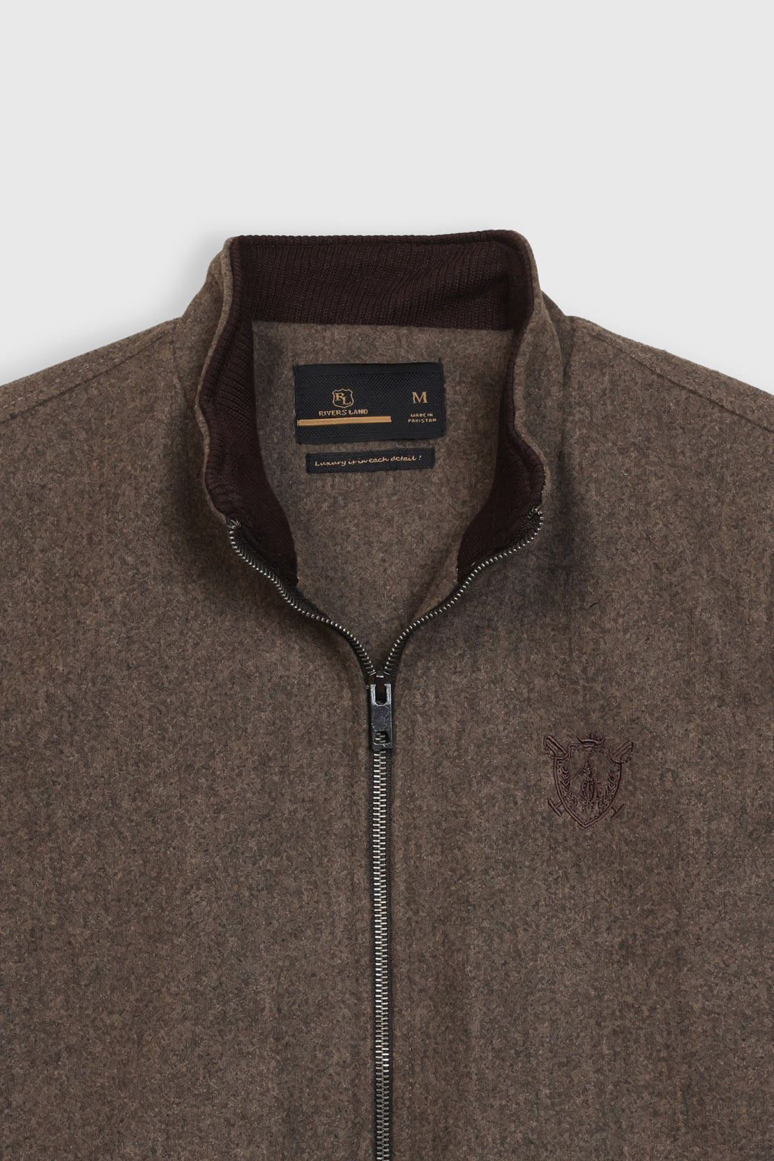 MEN SLEEVELESS JACKET