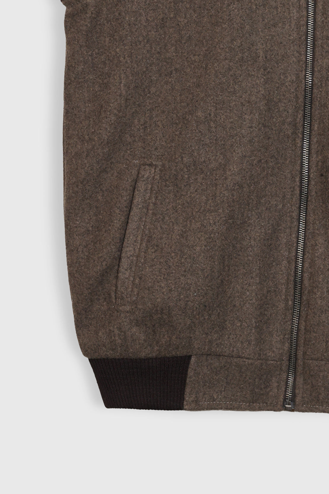 MEN SLEEVELESS JACKET