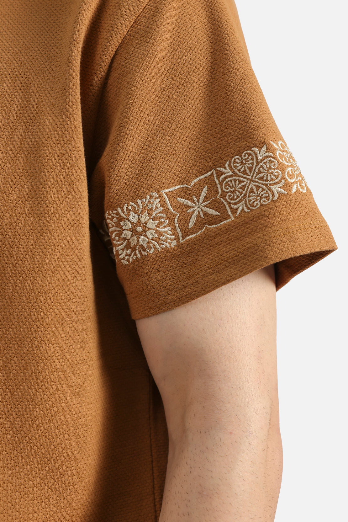 MEN C SHIRT