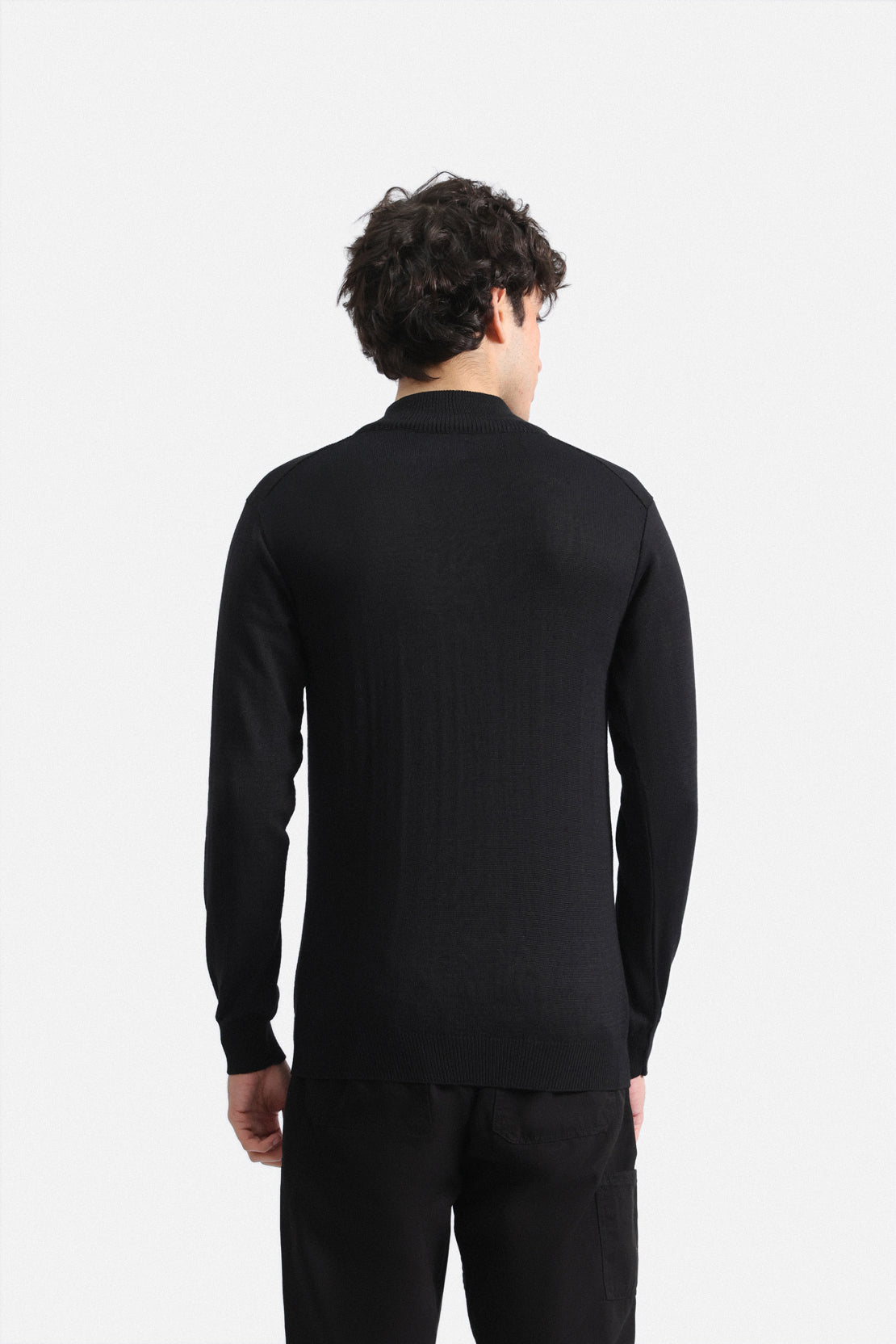 MEN SWEATER
