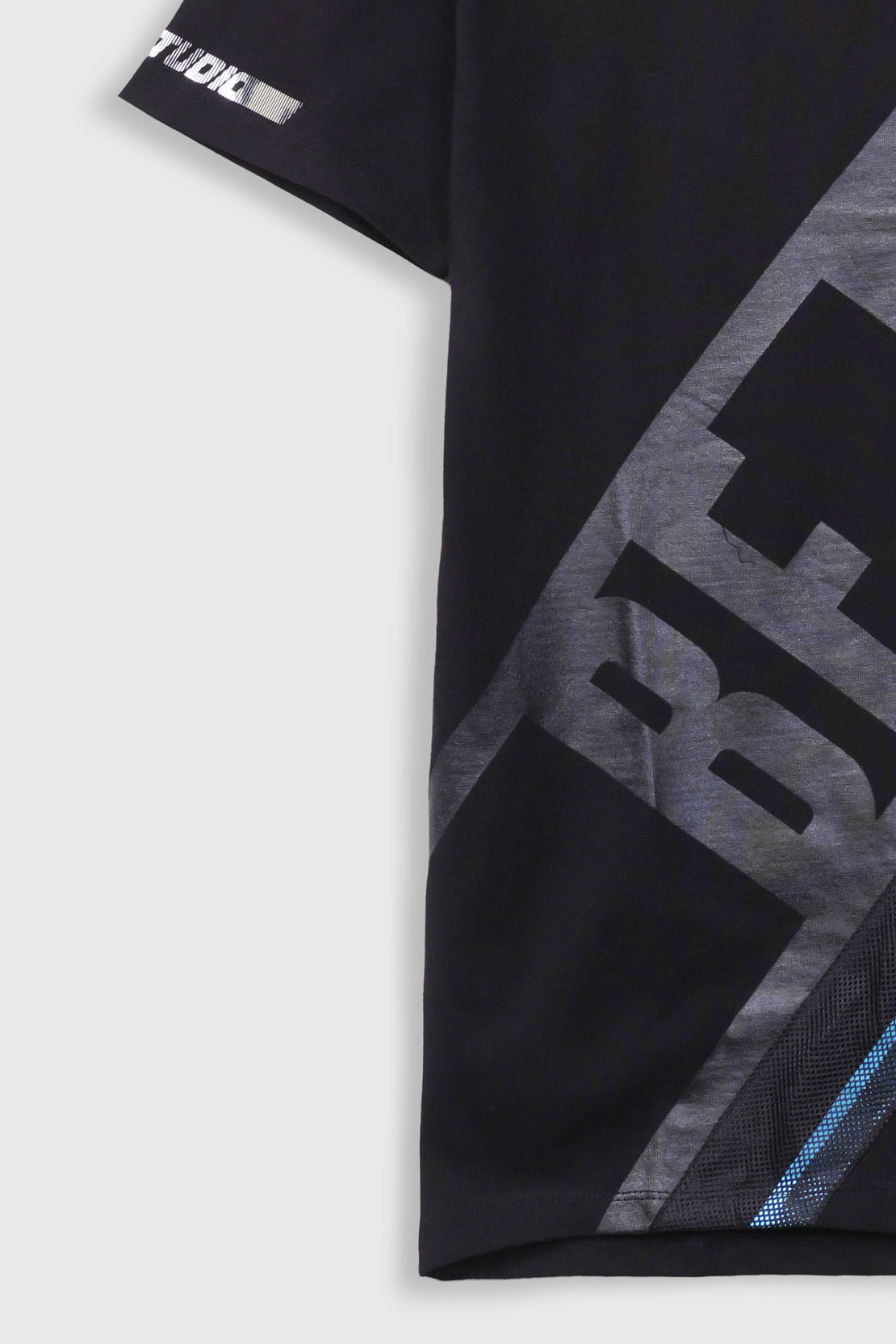 MEN T SHIRT