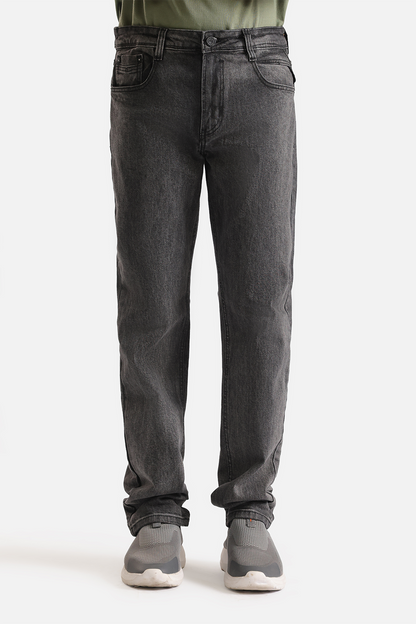 SLIM FIT JEANS