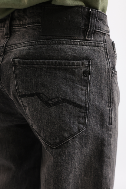 SLIM FIT JEANS
