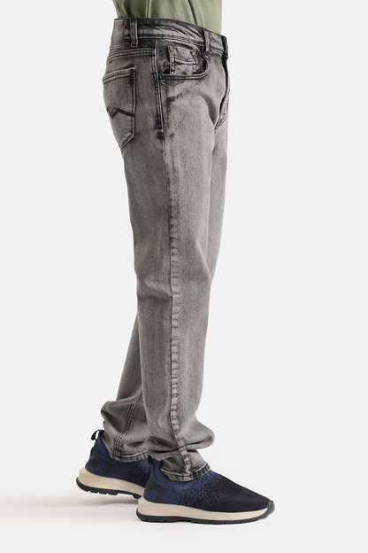 SLIM FIT JEANS