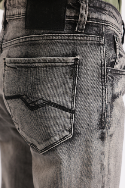 SLIM FIT JEANS