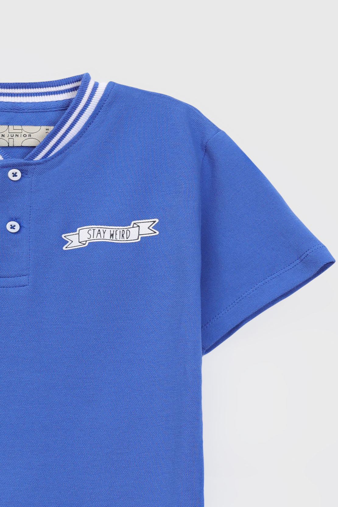 HENLEY T-SHIRT