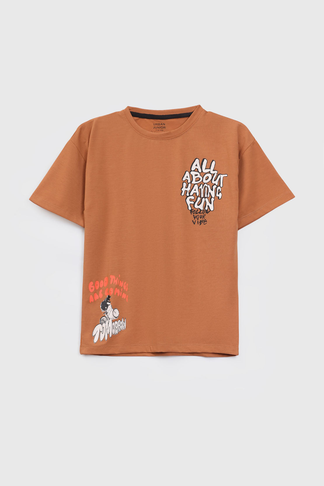 GRAPHIC T-SHIRT