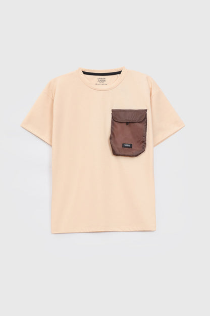 CARGO POCKET T-SHIRT