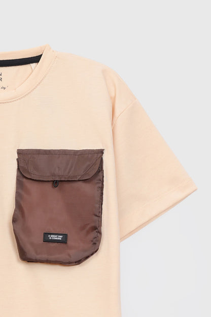 CARGO POCKET T-SHIRT