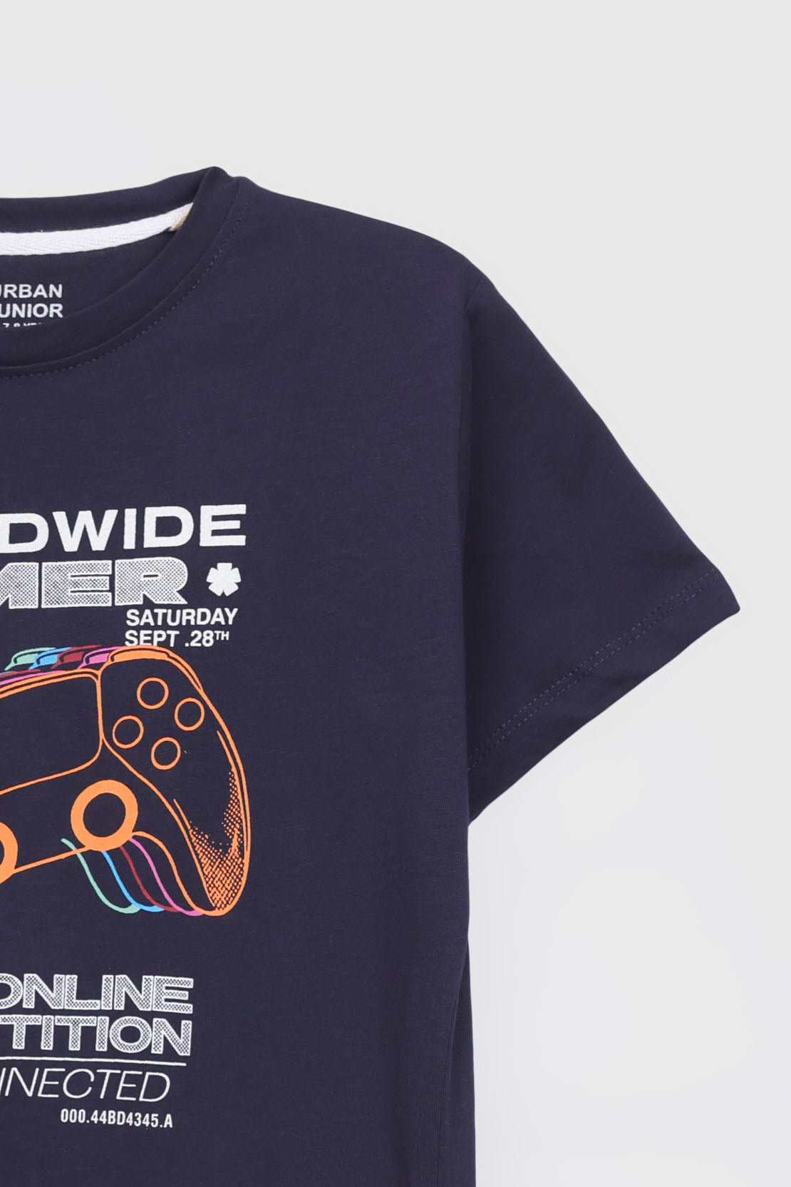 GRAPHIC T-SHIRT