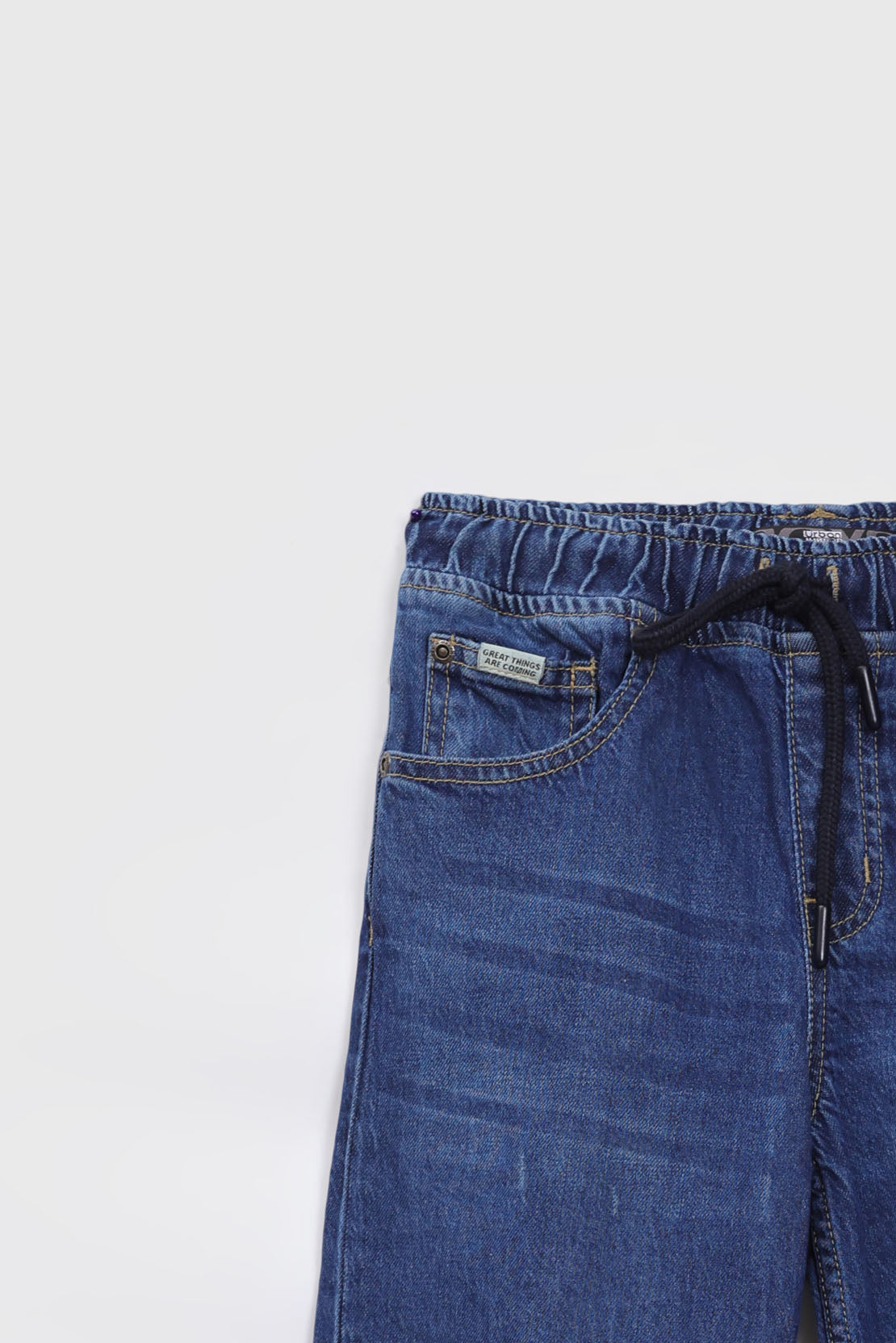 Straight-Fit Jeans