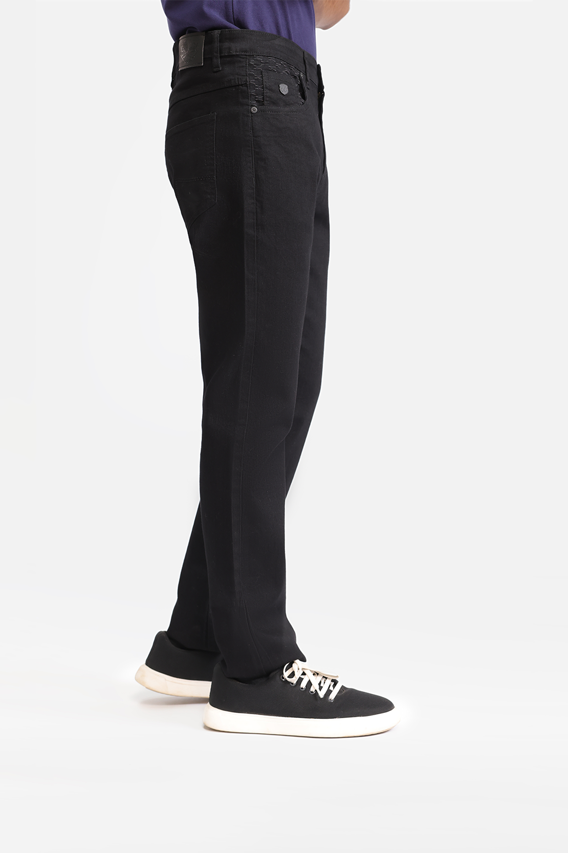 SLIM FIT JEANS