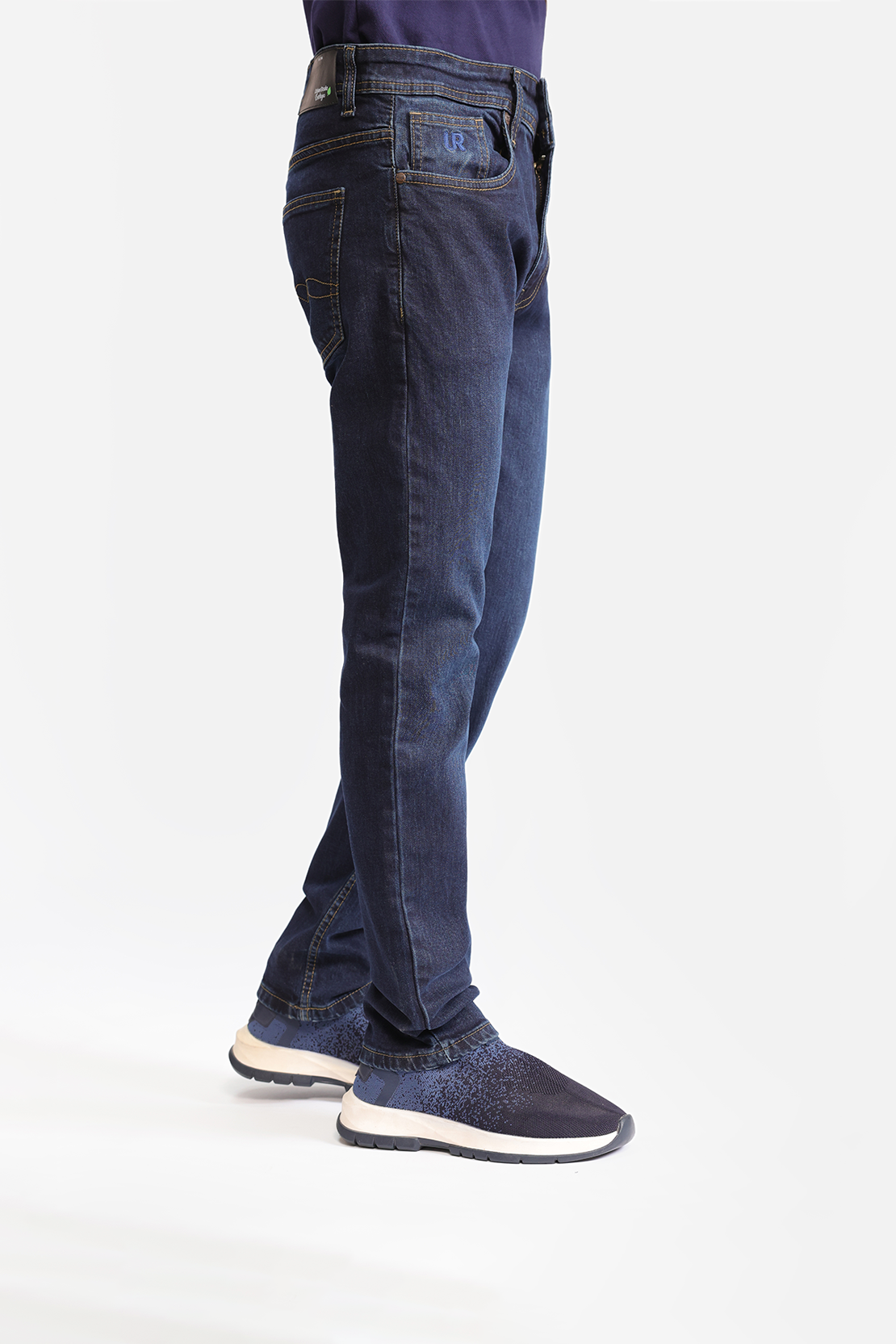 SLIM FIT JEANS