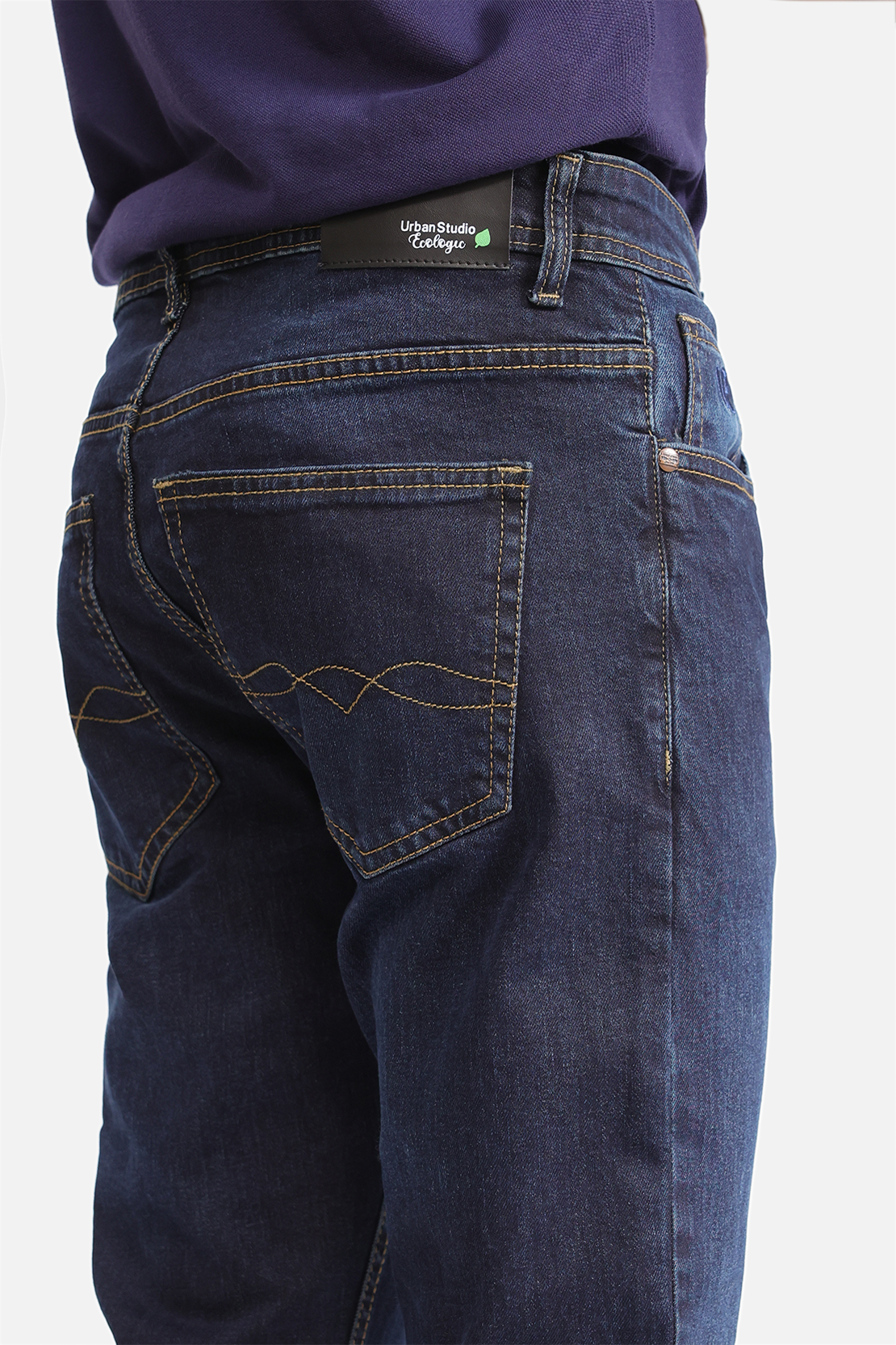 SLIM FIT JEANS