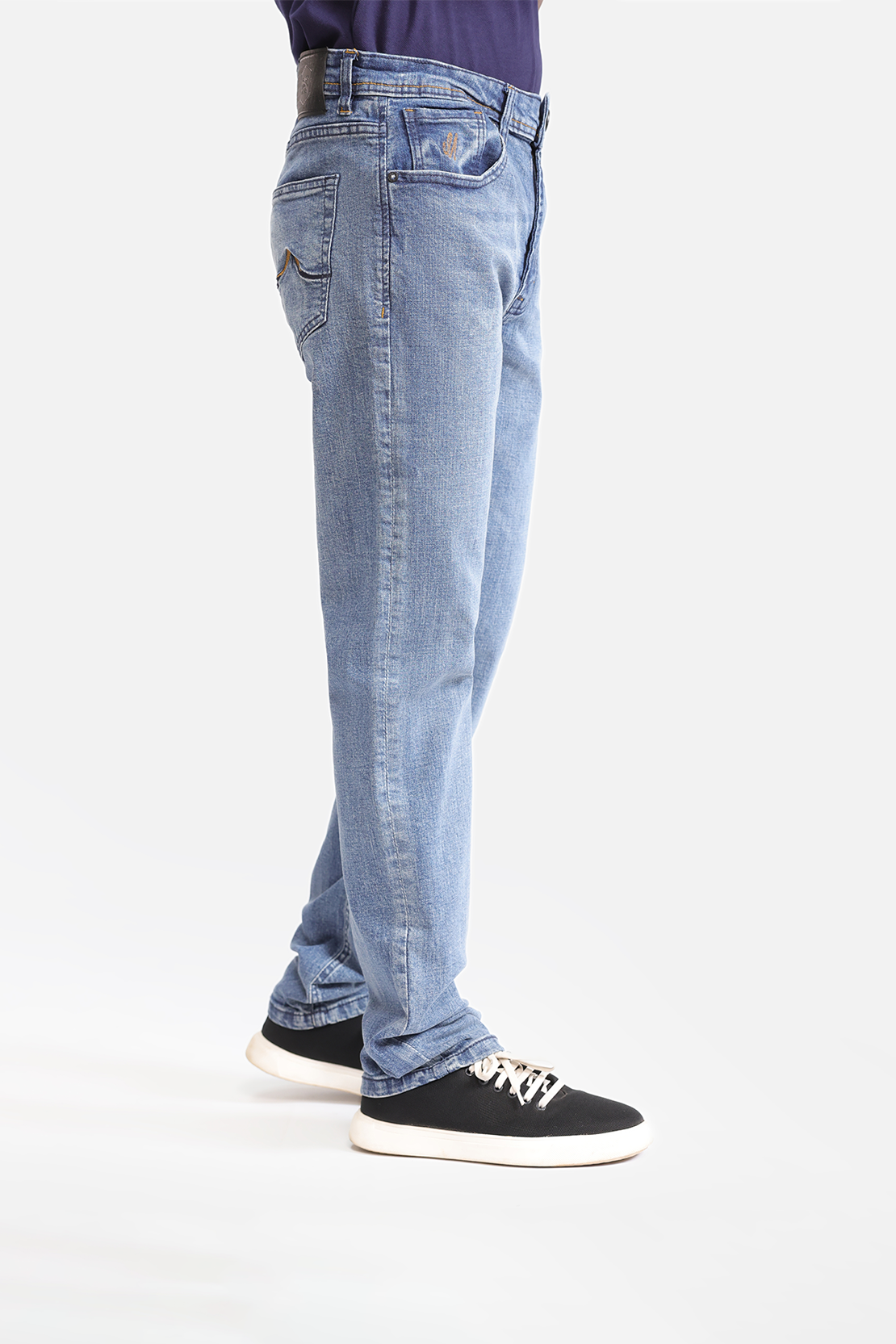 SLIM FIT JEANS