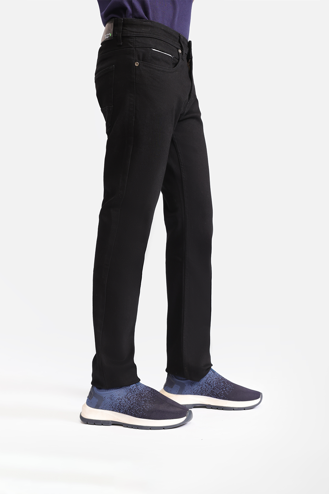 SLIM FIT JEANS