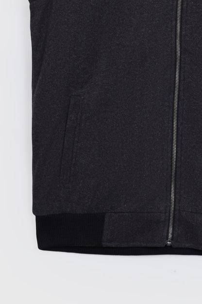 MEN SLEEVELESS JACKET