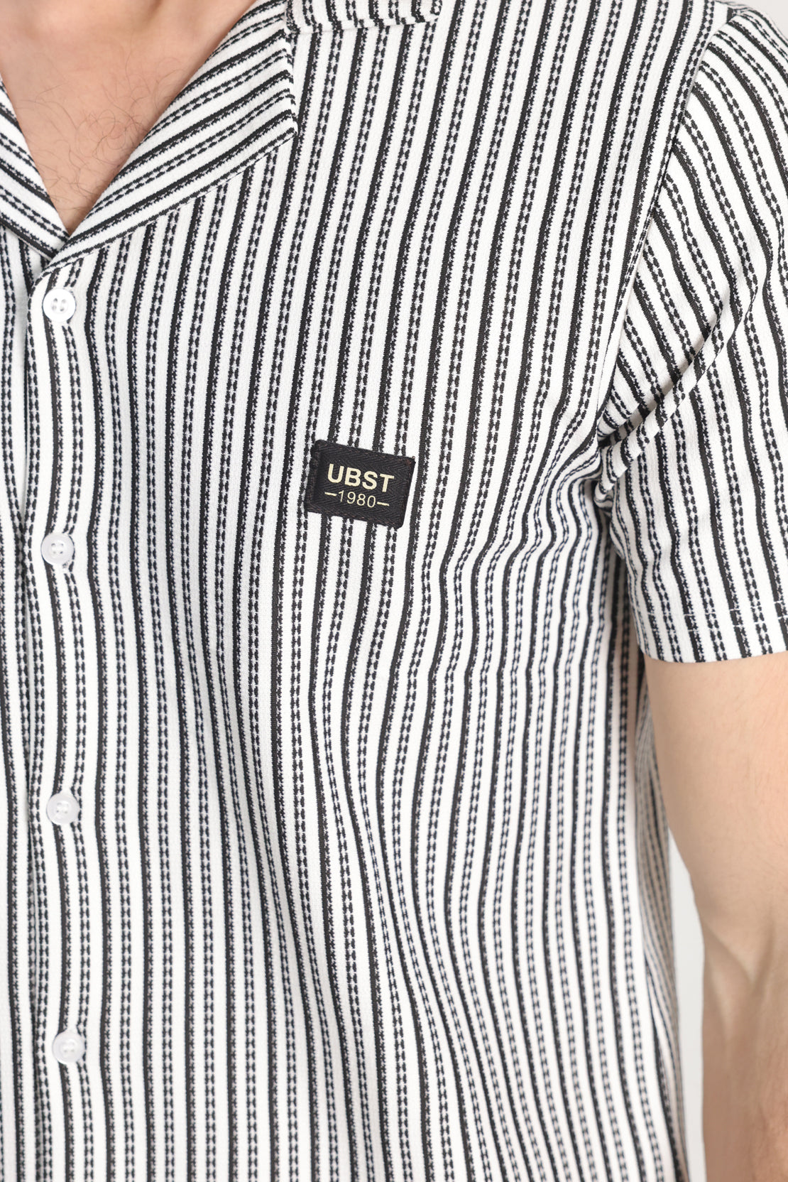 MEN KNITTED SHIRT