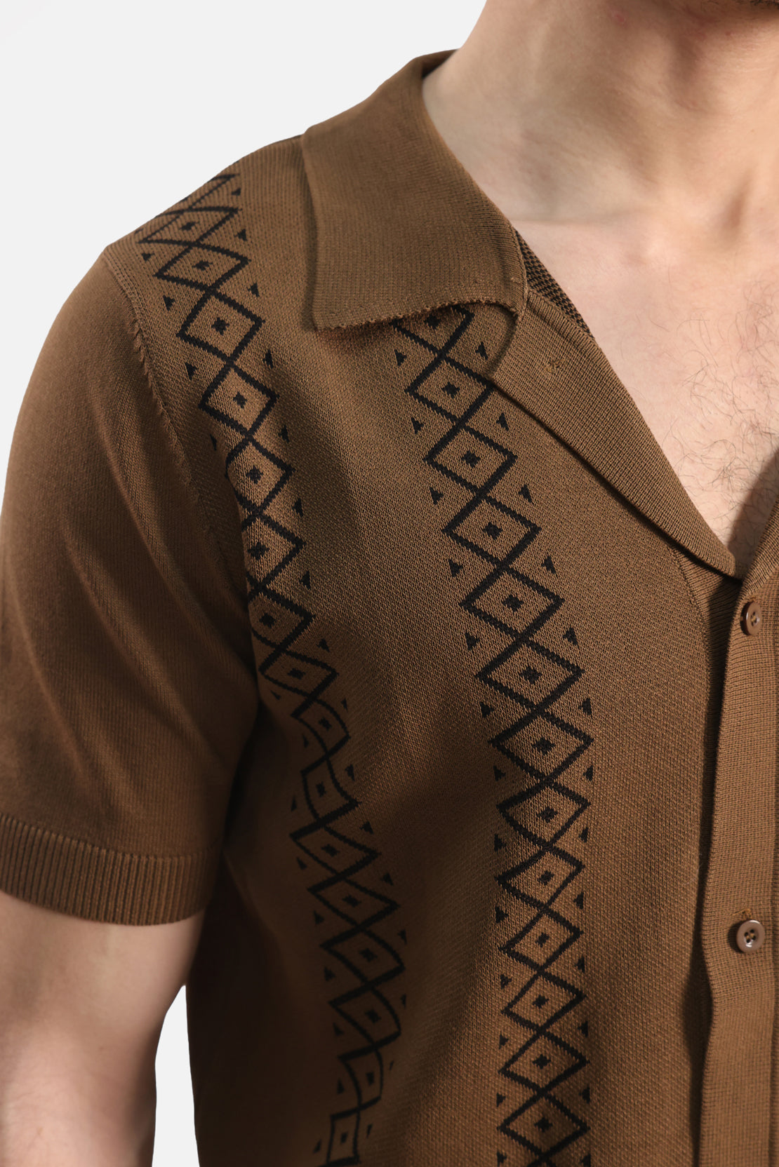 RELAXED FIT BUTTON DOWN CASUAL SHIRT